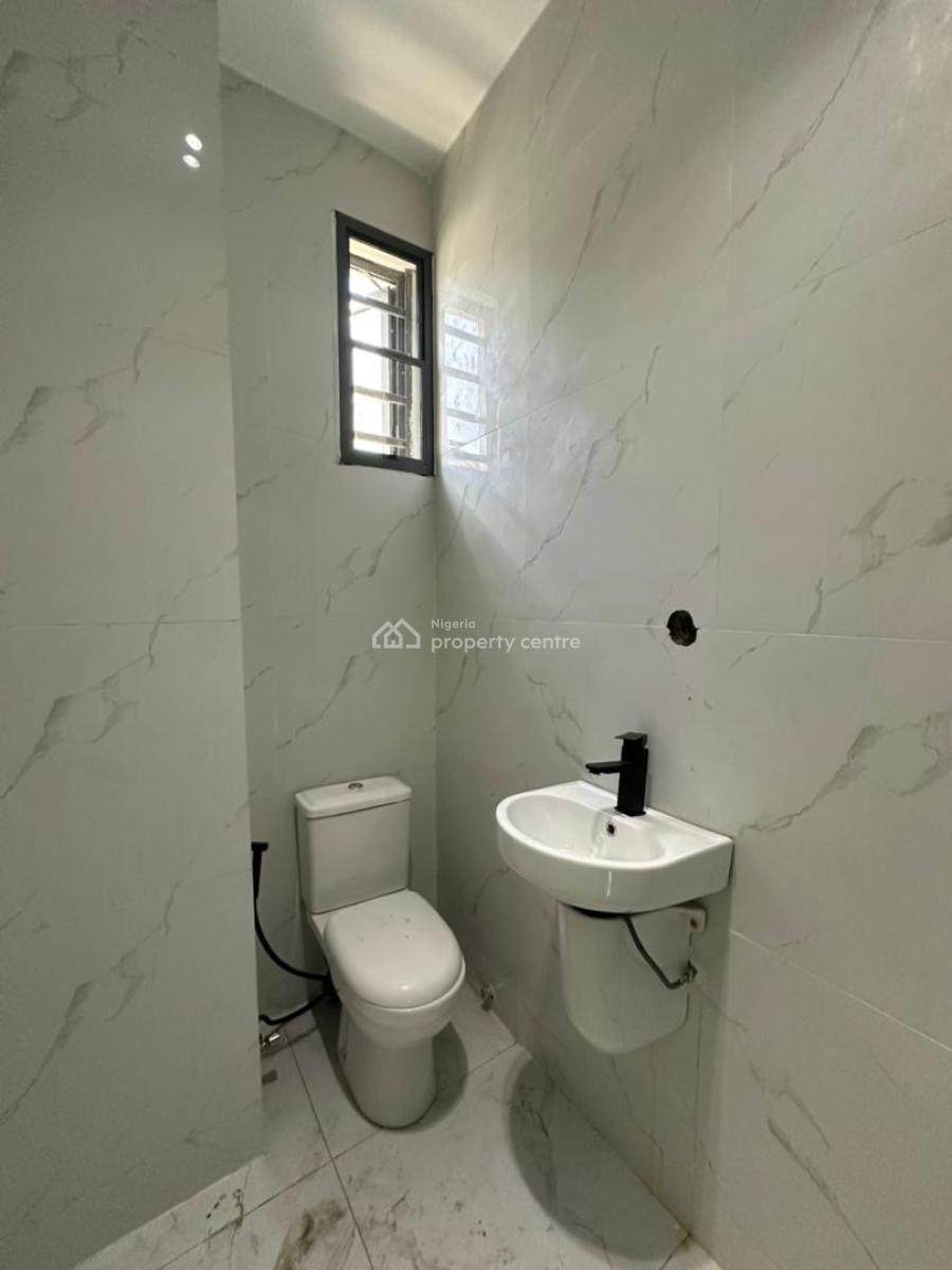 Very Spacious 2 Bedroom Apartment Perfect for Investment, Ikate, Lekki, Lagos, Flat / Apartment for Sale