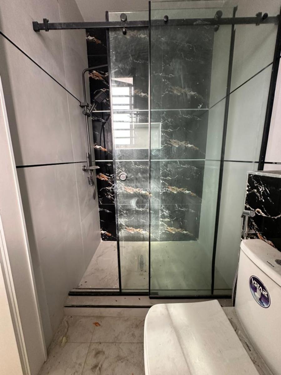 Spacious Luxury  2 Bedroom Maissonette Perfect for Investment, Ikate, Lekki, Lagos, Flat / Apartment for Sale