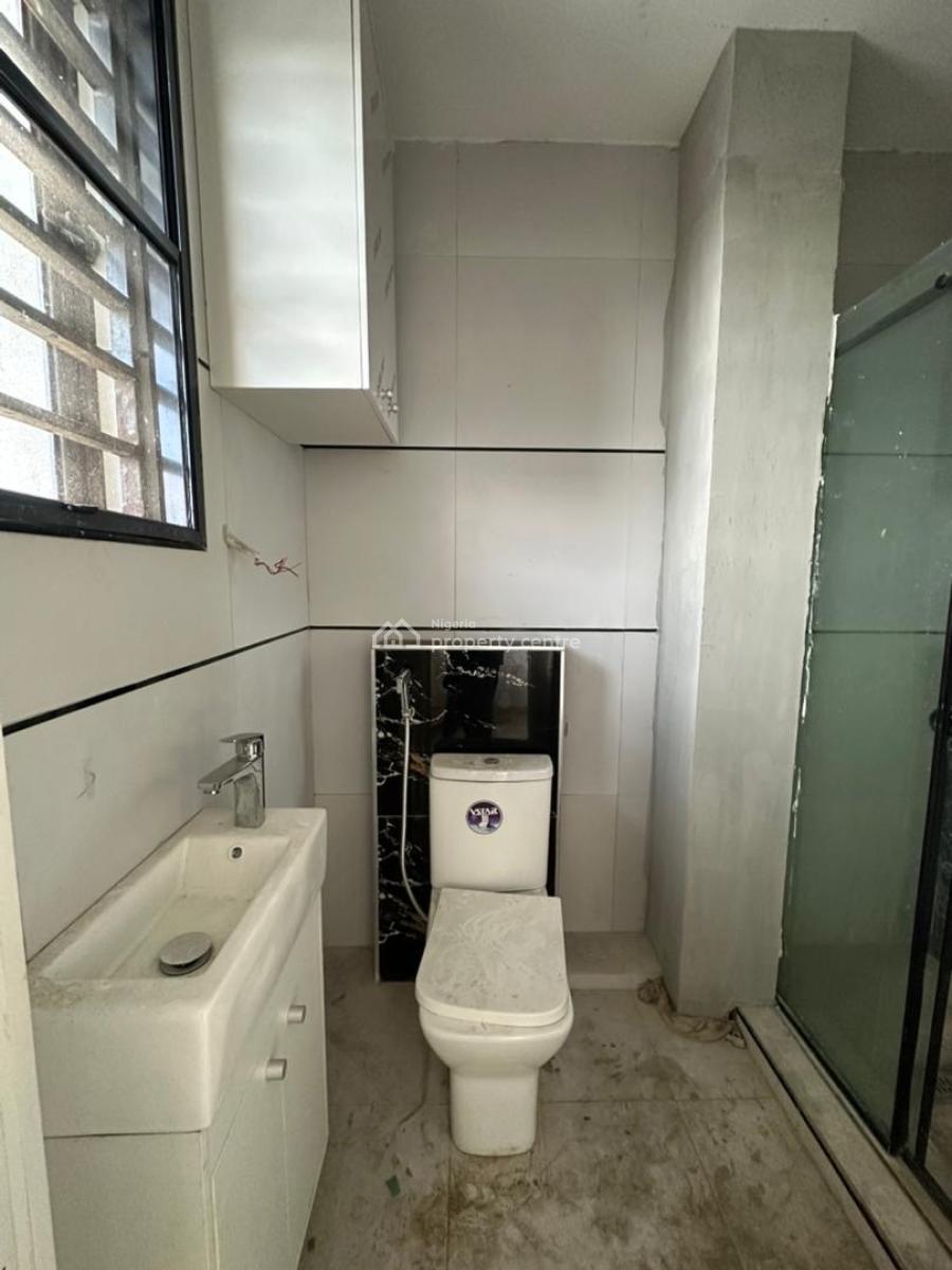 Spacious Luxury  2 Bedroom Maissonette Perfect for Investment, Ikate, Lekki, Lagos, Flat / Apartment for Sale