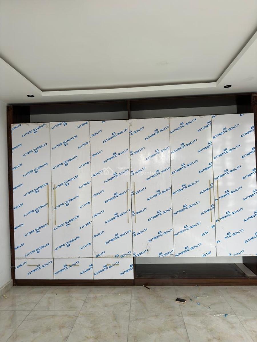 Spacious Luxury  2 Bedroom Maissonette Perfect for Investment, Ikate, Lekki, Lagos, Flat / Apartment for Sale