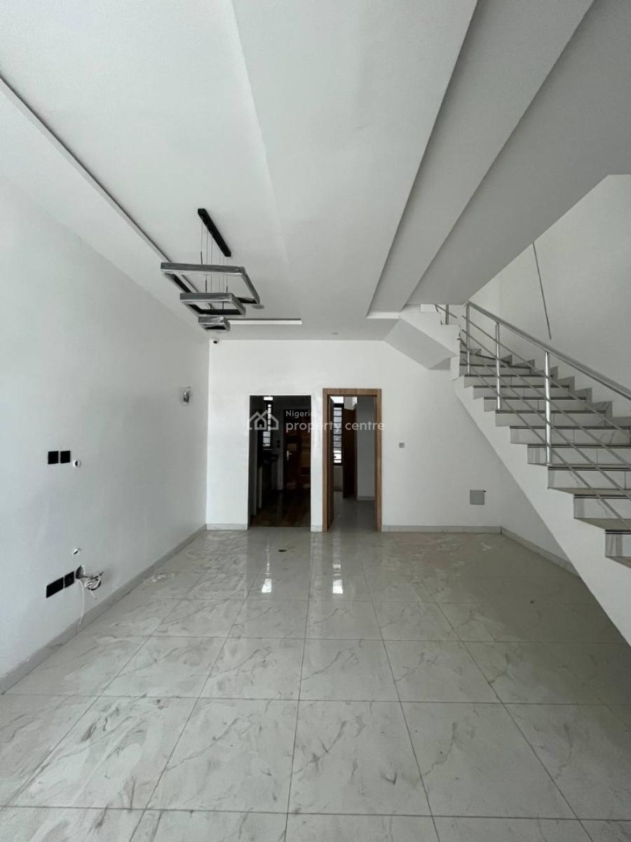 3 Bedroom Terrace House, Second Tollgate, Lekki, Lagos, Terraced Duplex for Sale