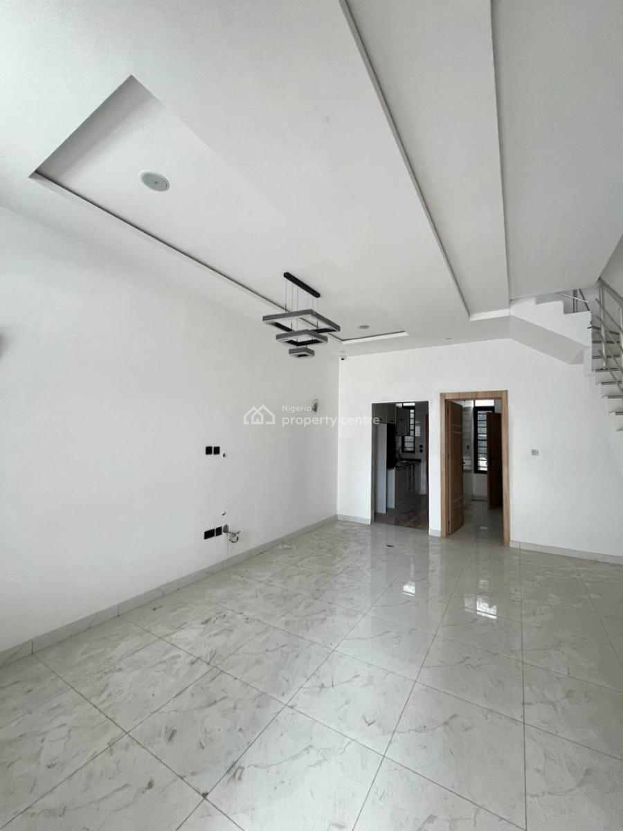 3 Bedroom Terrace House, Second Tollgate, Lekki, Lagos, Terraced Duplex for Sale