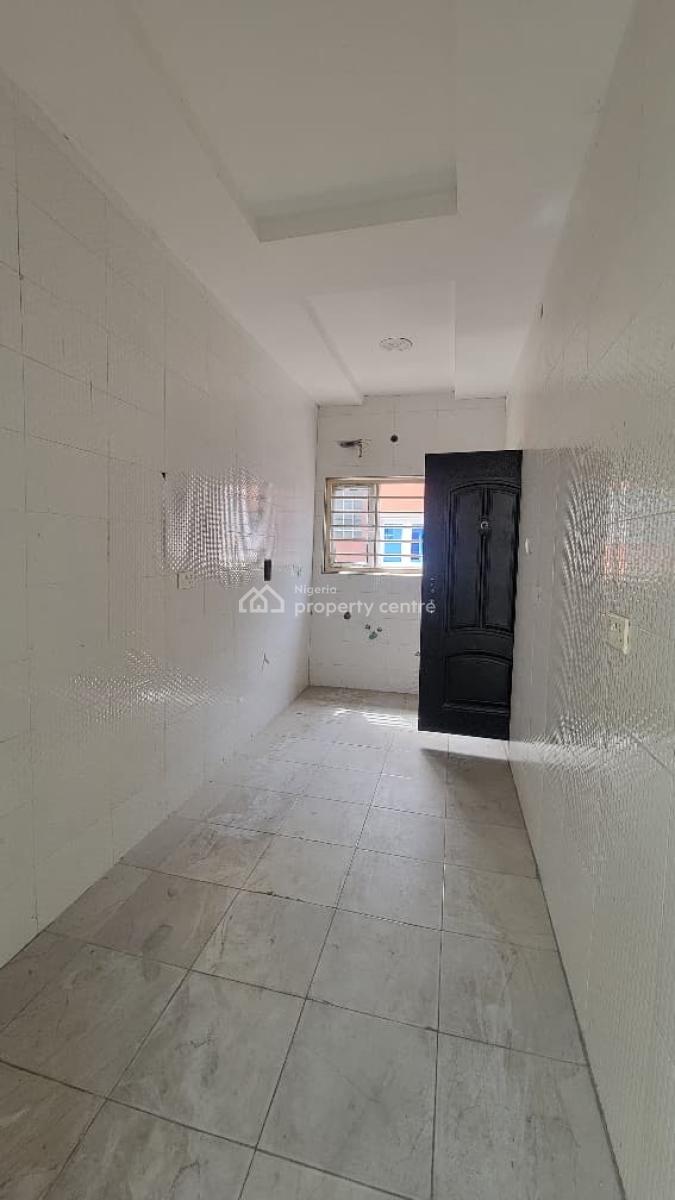 Strategic 3bedroom Apartment with Bq, Lekki Conservation Road, Lekki, Lagos, Commercial Property for Rent