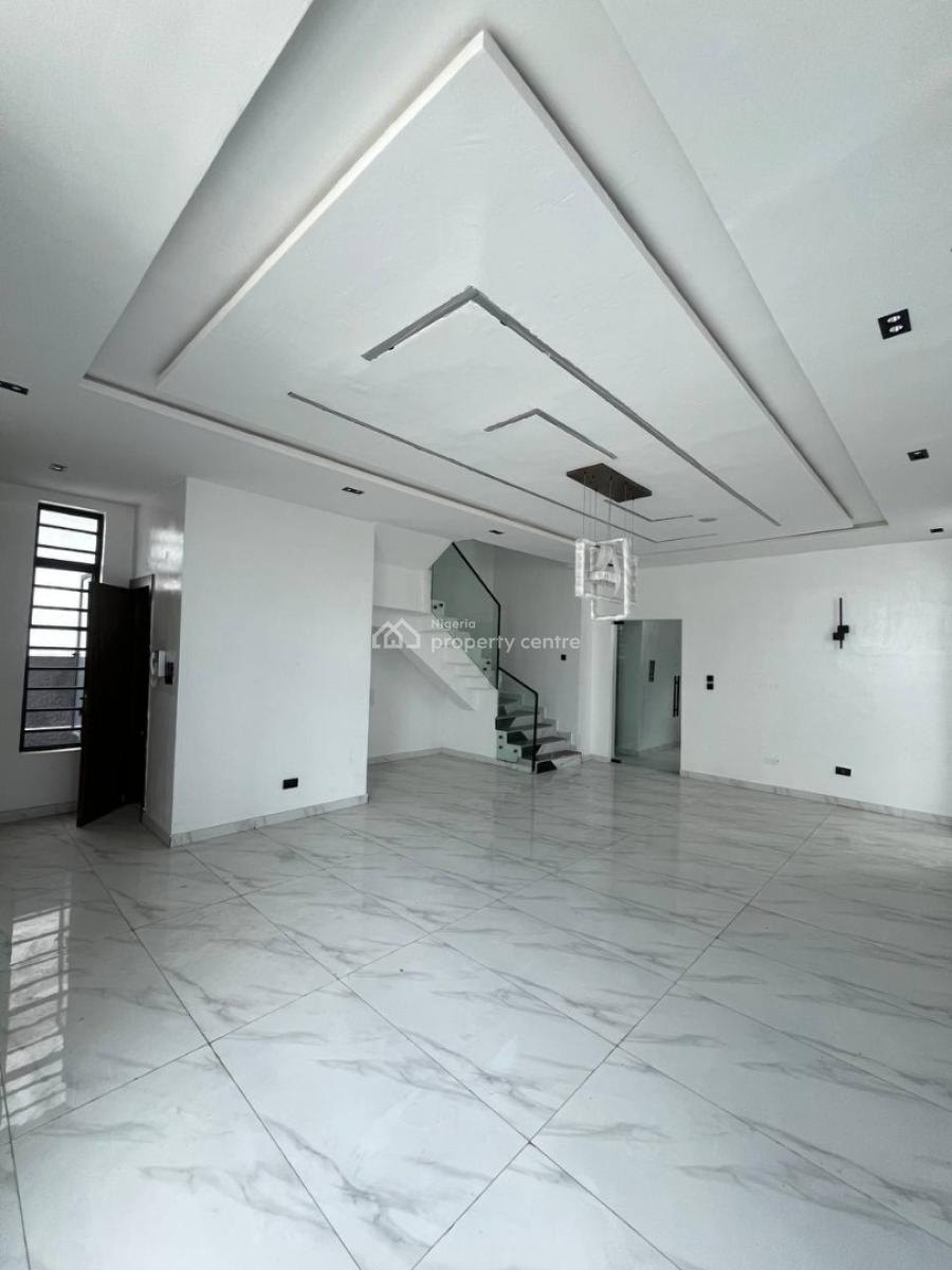 5 Bedroom Detached House with Bq, Second Tollgate, Lekki, Lagos, Detached Duplex for Sale