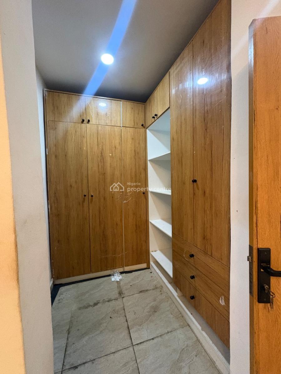 Well Used 3 Bedroom Terrace Duplex with Communal Pool and Gym, Lbs Axis, Sangotedo, Ajah, Lagos, Flat / Apartment for Rent