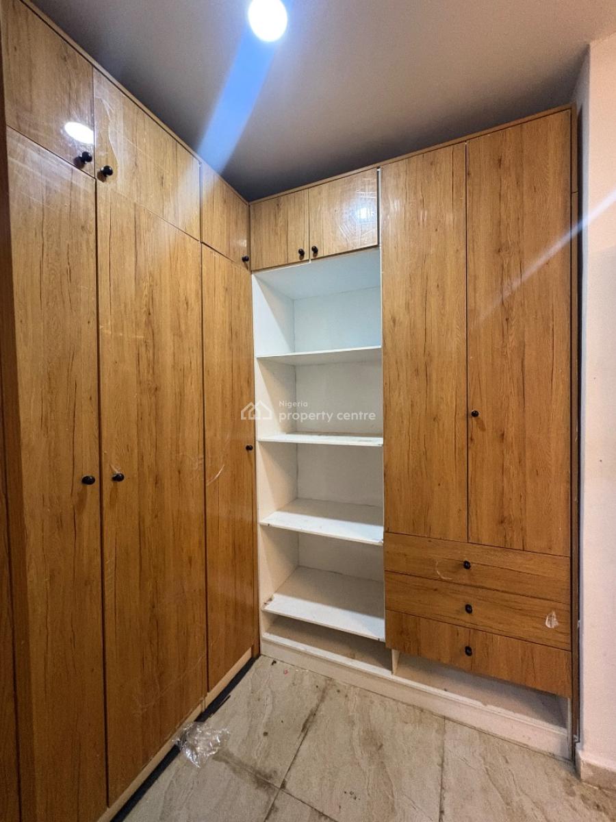 Well Used 3 Bedroom Terrace Duplex with Communal Pool and Gym, Lbs Axis, Sangotedo, Ajah, Lagos, Flat / Apartment for Rent