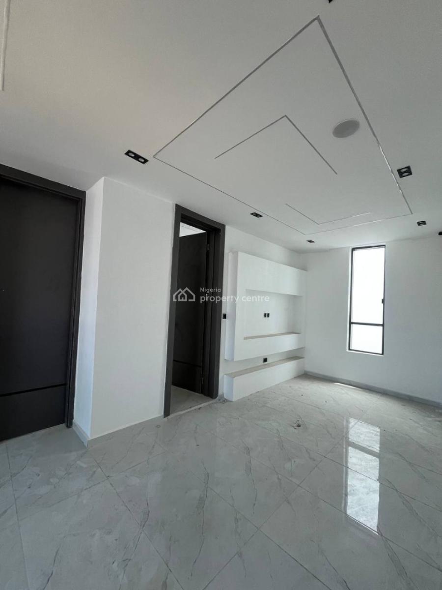 5 Bedroom Detached House with Bq, Second Tollgate, Lekki, Lagos, Detached Duplex for Sale