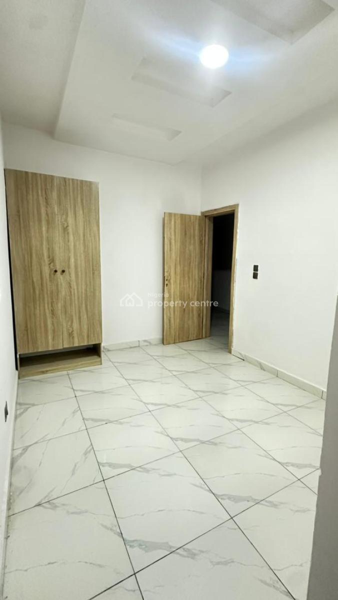 Very Spacious and Beautiful Shared Apartment, Orchid Road, Lekki, Lagos, Self Contain (single Rooms) for Rent