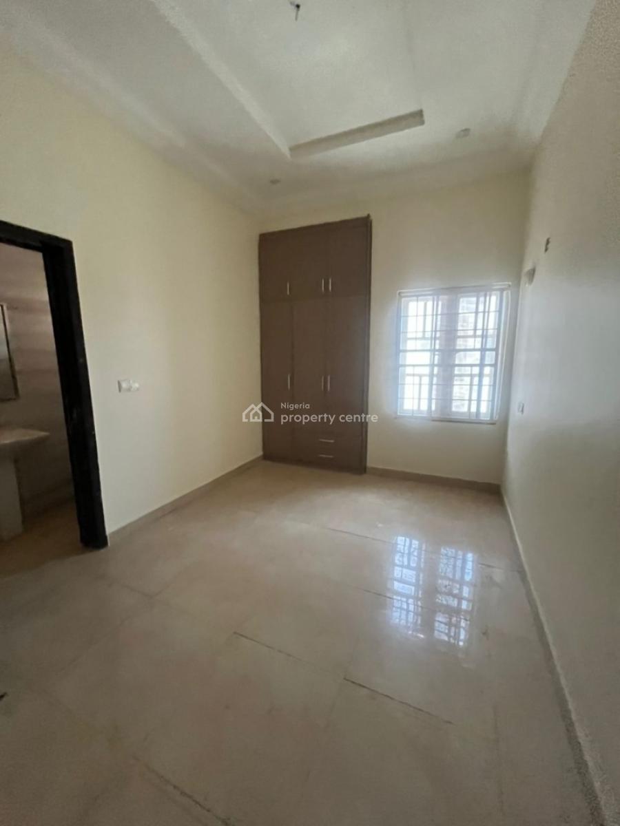 Spacious 2 Bedroom Apartment, Jahi, Abuja, Flat / Apartment for Rent
