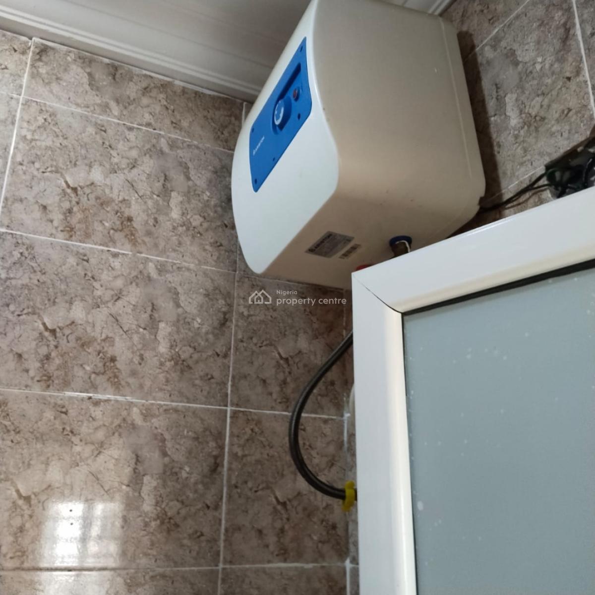 Sharp 2 Bedroom Flat, Olowora, Magodo, Lagos, Flat / Apartment for Rent