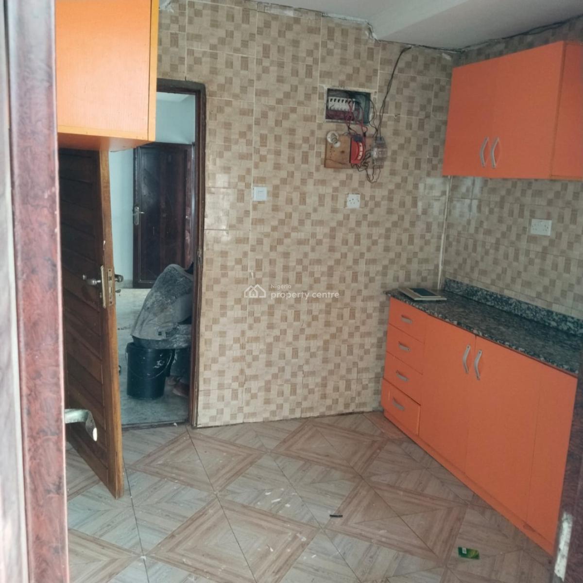 Sharp 2 Bedroom Flat, Olowora, Magodo, Lagos, Flat / Apartment for Rent