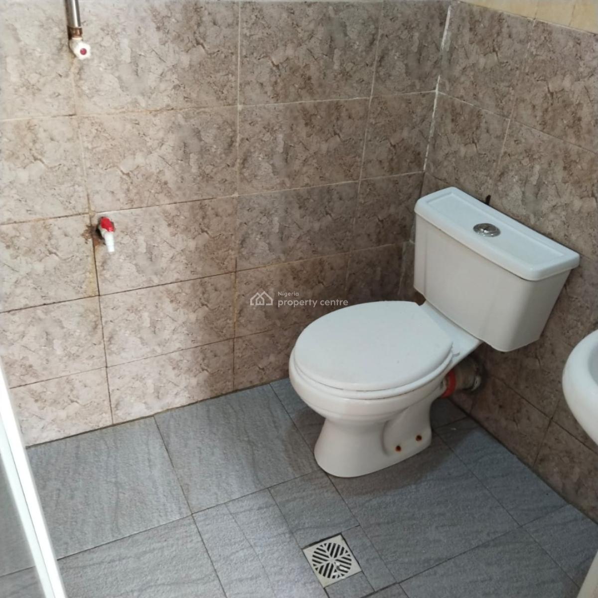 Sharp 2 Bedroom Flat, Olowora, Magodo, Lagos, Flat / Apartment for Rent