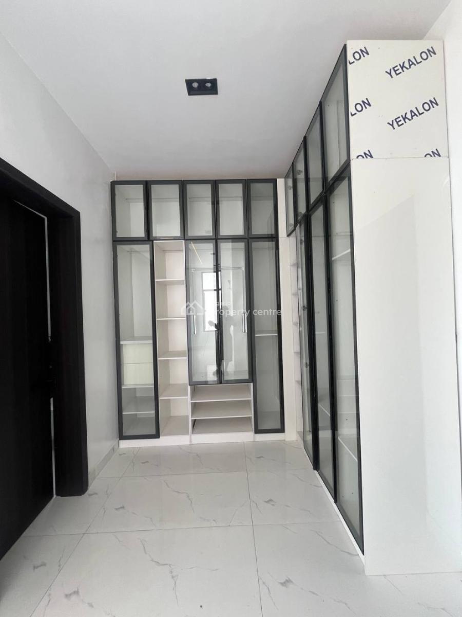 5 Bedroom Detached House with Bq, Second Tollgate, Lekki, Lagos, Detached Duplex for Sale