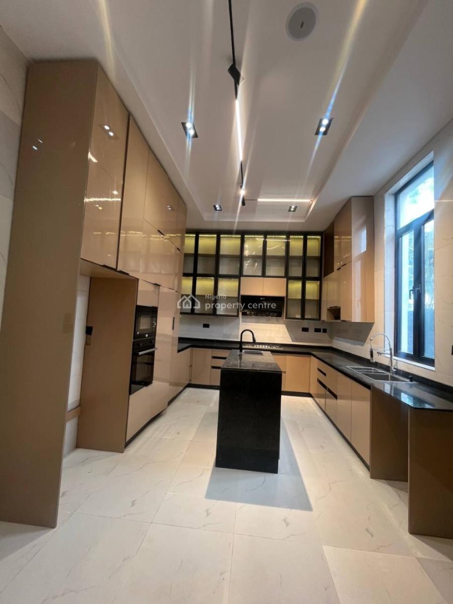 5 Bedroom Detached House with Bq, Second Tollgate, Lekki, Lagos, Detached Duplex for Sale