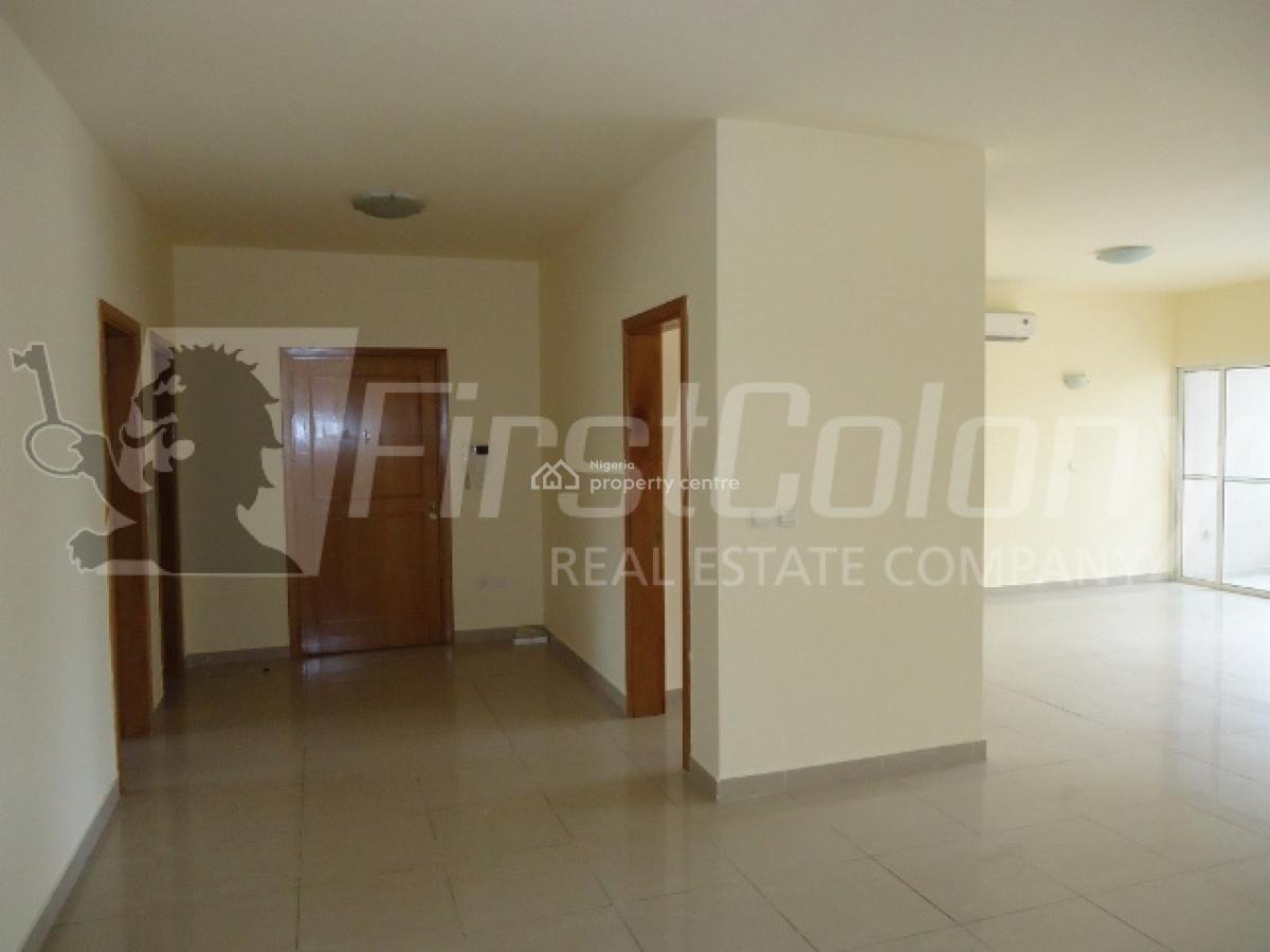 Ample 3 Bedroom Apartment with Excellent Facilities, Old Ikoyi, Ikoyi, Lagos, Flat / Apartment for Rent