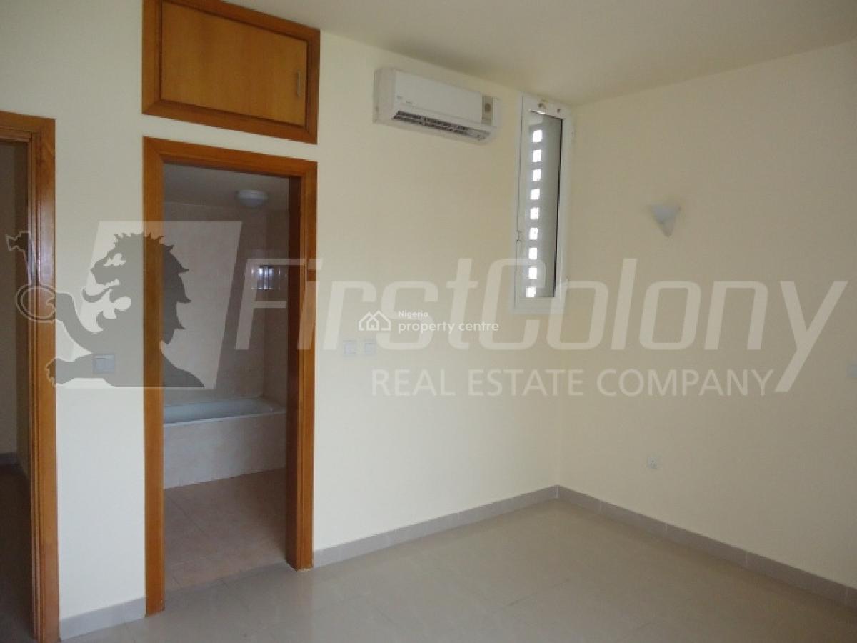 Ample 3 Bedroom Apartment with Excellent Facilities, Old Ikoyi, Ikoyi, Lagos, Flat / Apartment for Rent