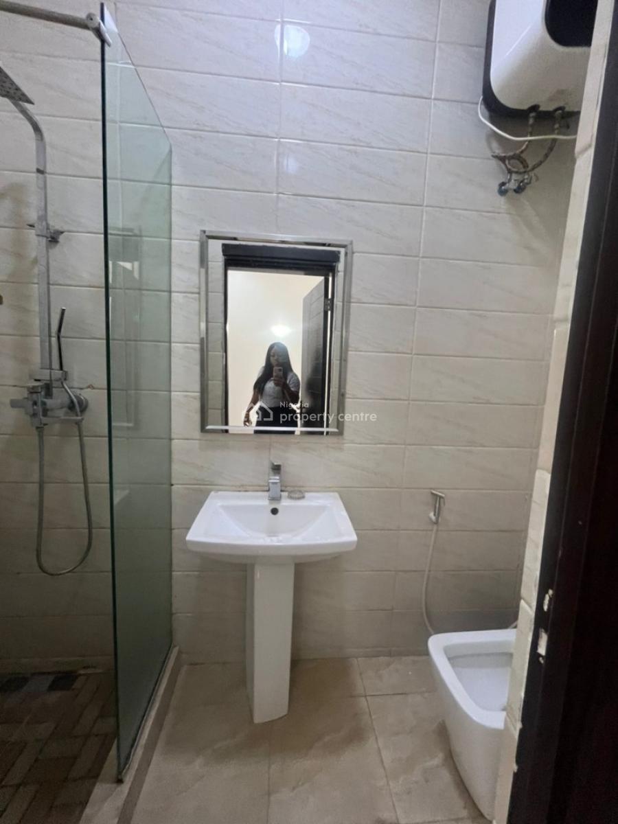 Standard 2 Bedroom Apartment with Bq, Jahi, Abuja, Flat / Apartment for Rent