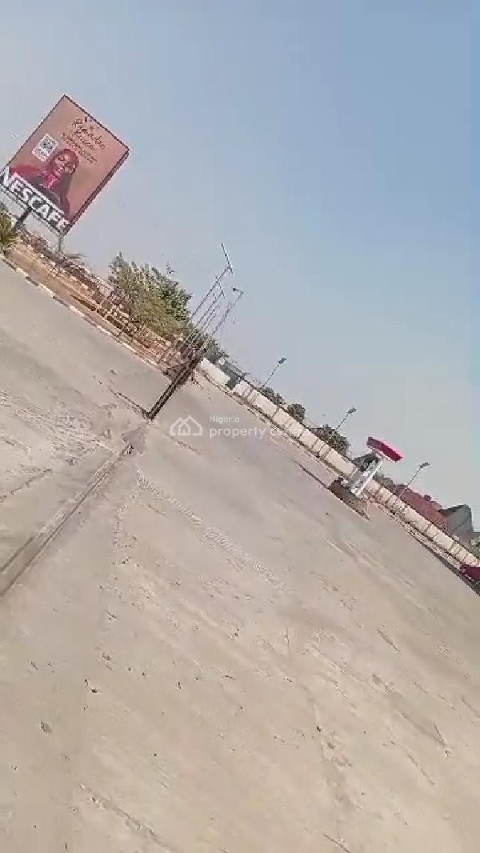 Filling Station, Along Kubwa Express Way Abuja, Kubwa, Abuja, Filling Station for Sale