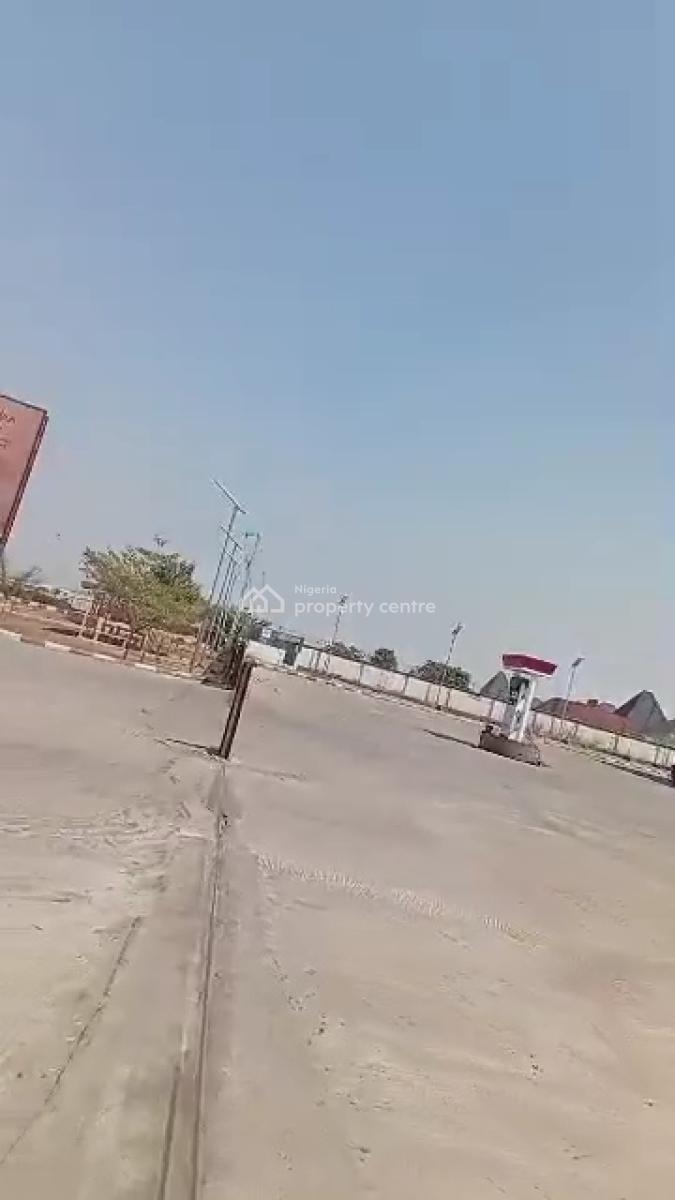 Filling Station, Along Kubwa Express Way Abuja, Kubwa, Abuja, Filling Station for Sale