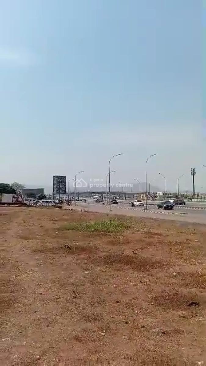 Filling Station, Along Kubwa Express Way Abuja, Kubwa, Abuja, Filling Station for Sale