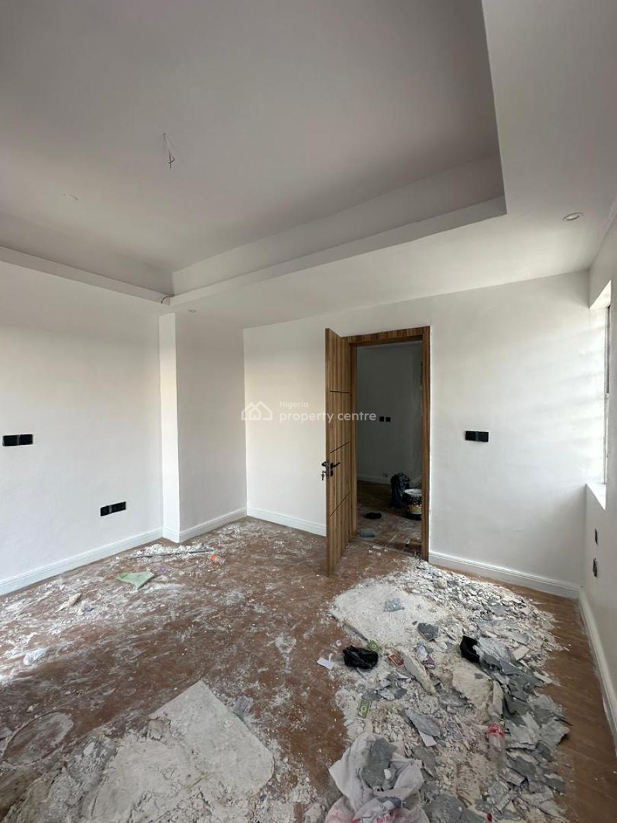 Fully Service 4bedroom Terrace Duplex at Lekki Phase 1, Lekki Phase 1, Lekki Phase 1, Lekki, Lagos, Terraced Duplex for Rent