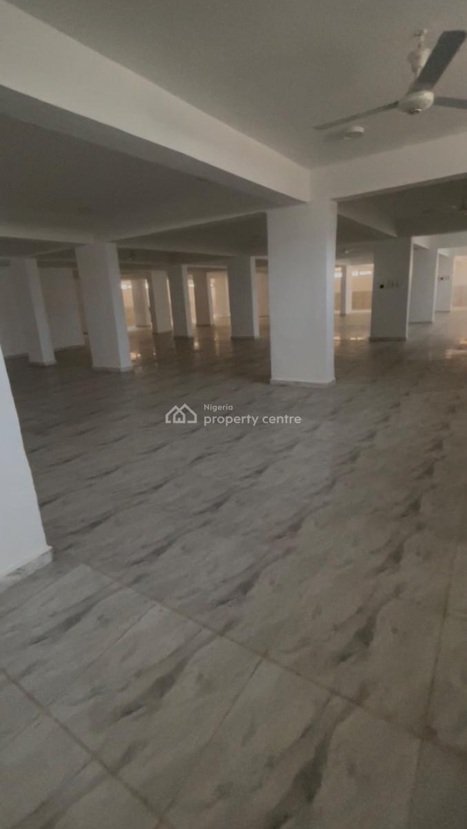 Massive 1100sqm Warehouse Space, Jahi, Abuja, Plaza / Complex / Mall for Rent