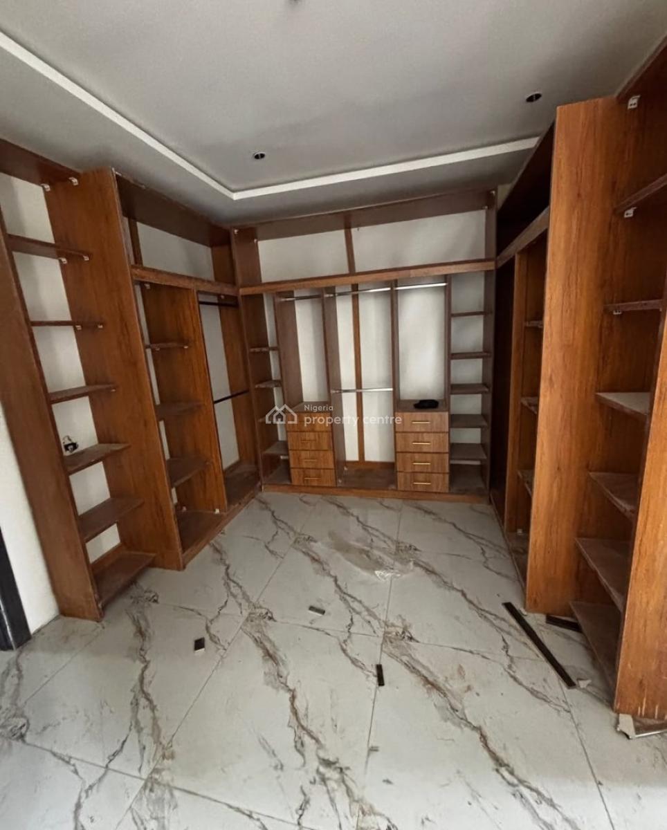 5-bedroom Terraced Duplex with Bq., Ikeja Gra, Ikeja, Lagos, Terraced Duplex for Sale