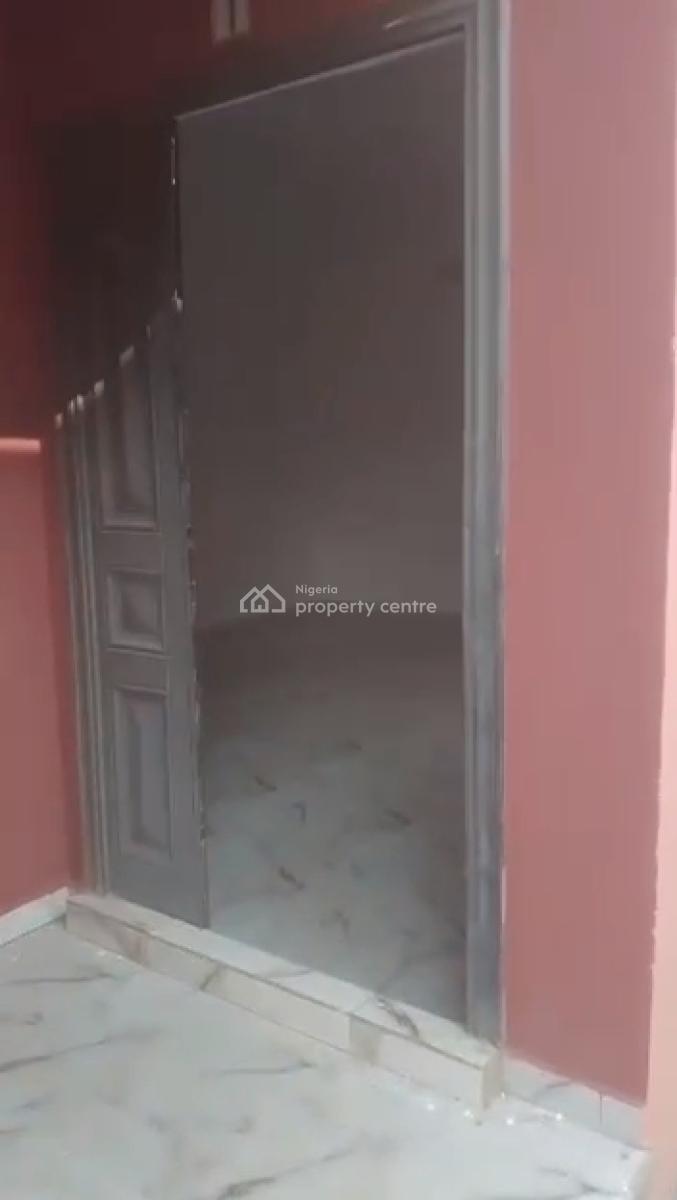 Superb & Spacious 2 Bedroom Apartment (ensuite, Ground Floor), Ogba, Off College Road, Ogba, Ikeja, Lagos, Flat / Apartment for Rent