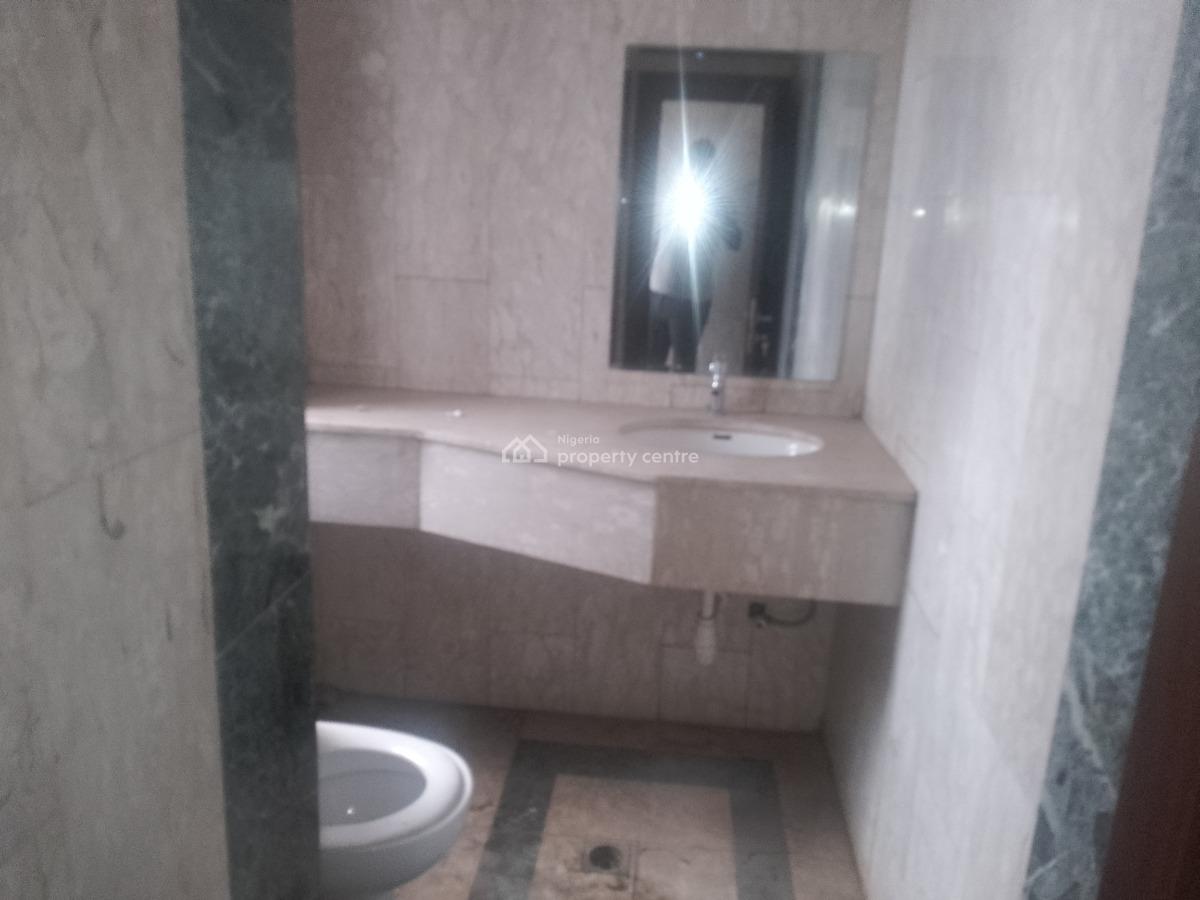 Aproximatly  350 Sqm Office  Space, Mobolaji Bank Anthony Way, Ikeja, Lagos, Office Space for Rent