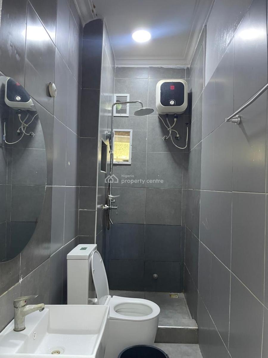 Luxury Mini Flat in a Service Estate, Chevron Drive, Lekki Expressway, Lekki, Lagos, Mini Flat (room and Parlour) for Rent