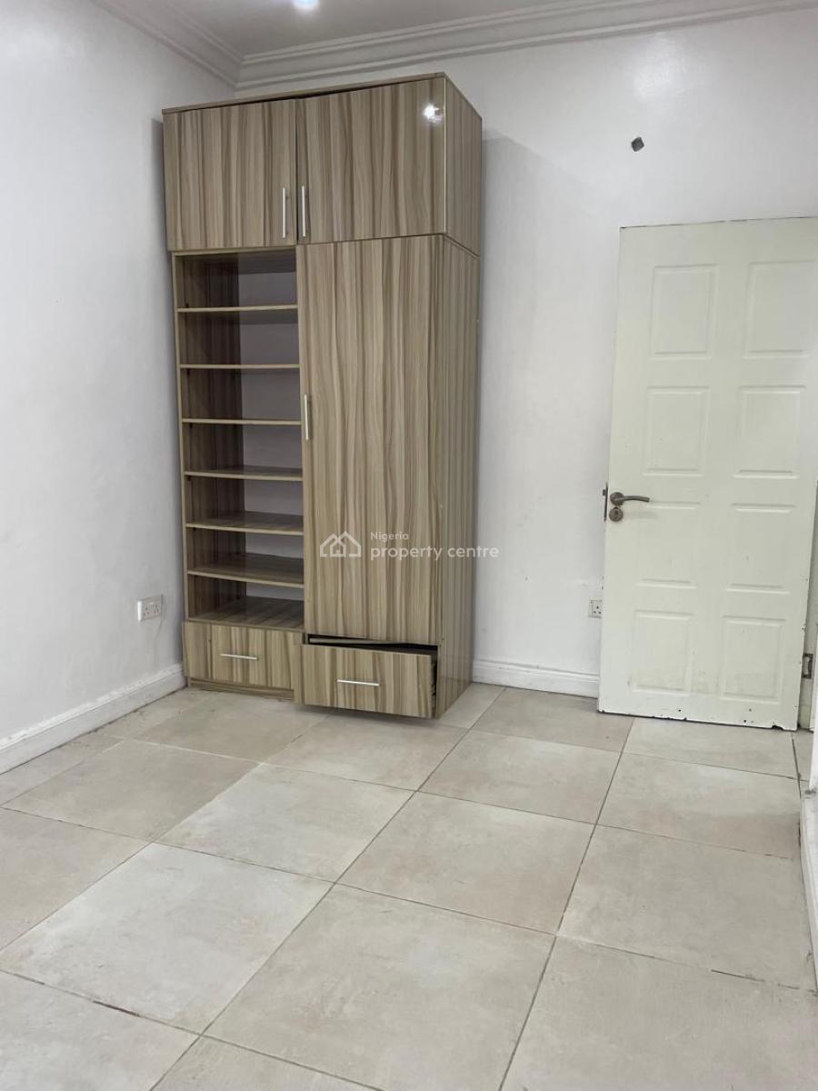 Luxury Mini Flat in a Service Estate, Chevron Drive, Lekki Expressway, Lekki, Lagos, Mini Flat (room and Parlour) for Rent