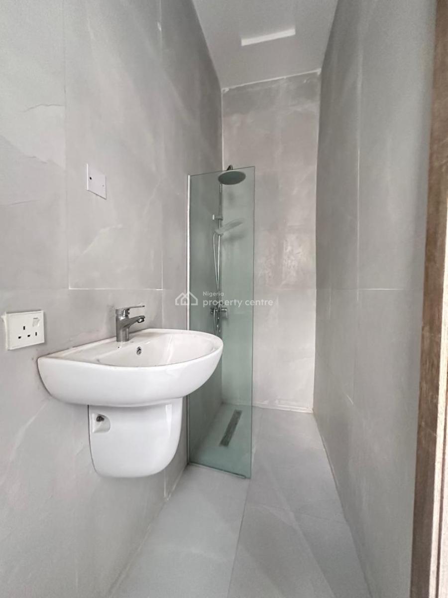 Stunning Spacious 5 Bedroom Detached Duplex + Bq in a Secure Estate, Chevron, Lekki, Lagos, Detached Duplex for Sale