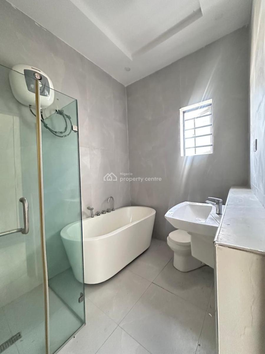 Stunning Spacious 5 Bedroom Detached Duplex + Bq in a Secure Estate, Chevron, Lekki, Lagos, Detached Duplex for Sale