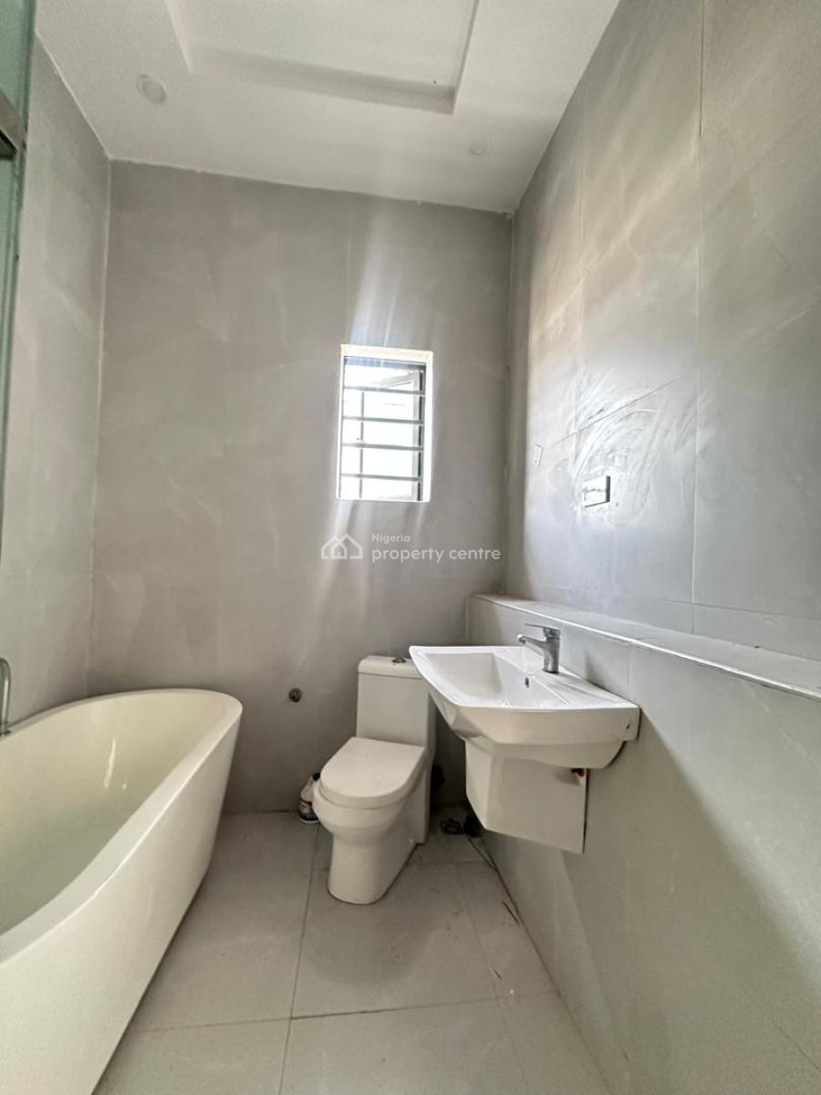 Stunning Spacious 5 Bedroom Detached Duplex + Bq in a Secure Estate, Chevron, Lekki, Lagos, Detached Duplex for Sale