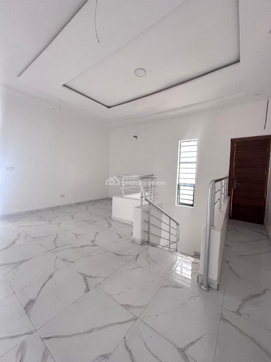 Stunning Spacious 5 Bedroom Detached Duplex + Bq in a Secure Estate, Chevron, Lekki, Lagos, Detached Duplex for Sale