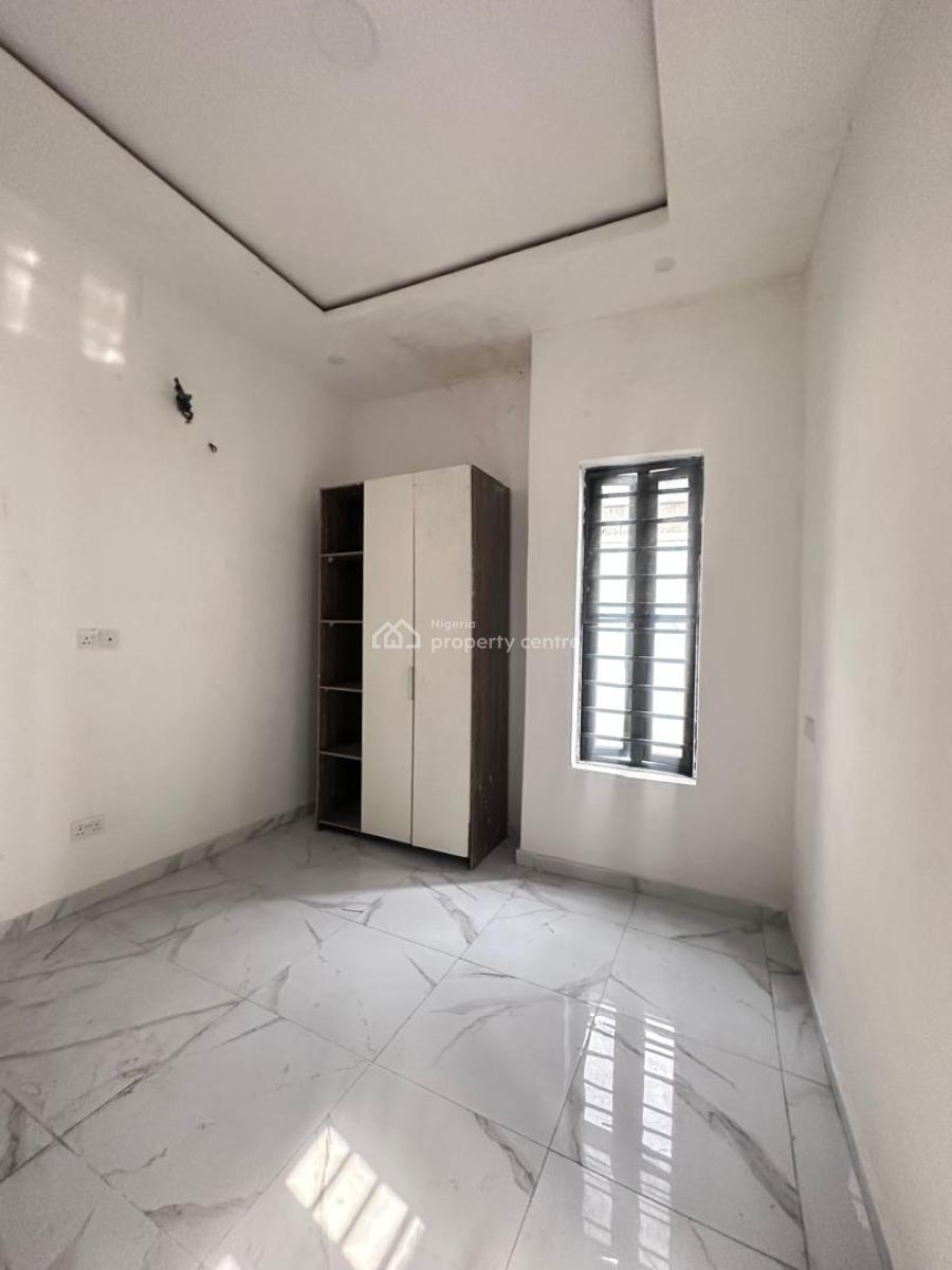 Stunning Spacious 5 Bedroom Detached Duplex + Bq in a Secure Estate, Chevron, Lekki, Lagos, Detached Duplex for Sale