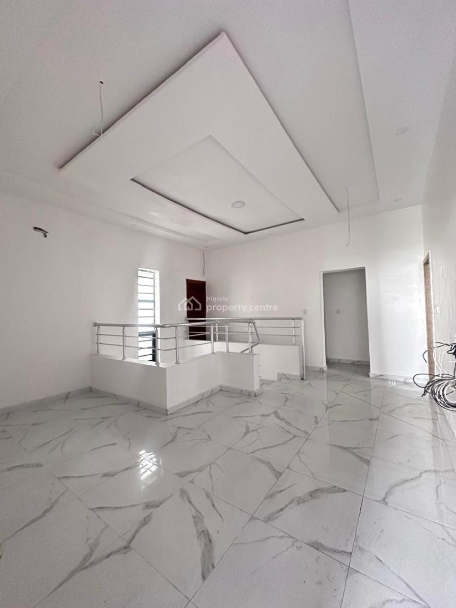 Stunning Spacious 5 Bedroom Detached Duplex + Bq in a Secure Estate, Chevron, Lekki, Lagos, Detached Duplex for Sale