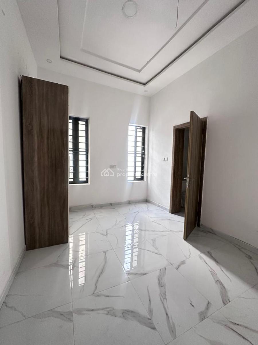 Stunning Spacious 5 Bedroom Detached Duplex + Bq in a Secure Estate, Chevron, Lekki, Lagos, Detached Duplex for Sale