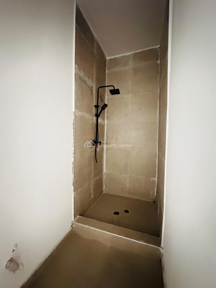 Unfurnished 2 Bedrooom Apartment with Pool & Elevator, Ikate, Lekki, Lagos, Flat / Apartment for Sale