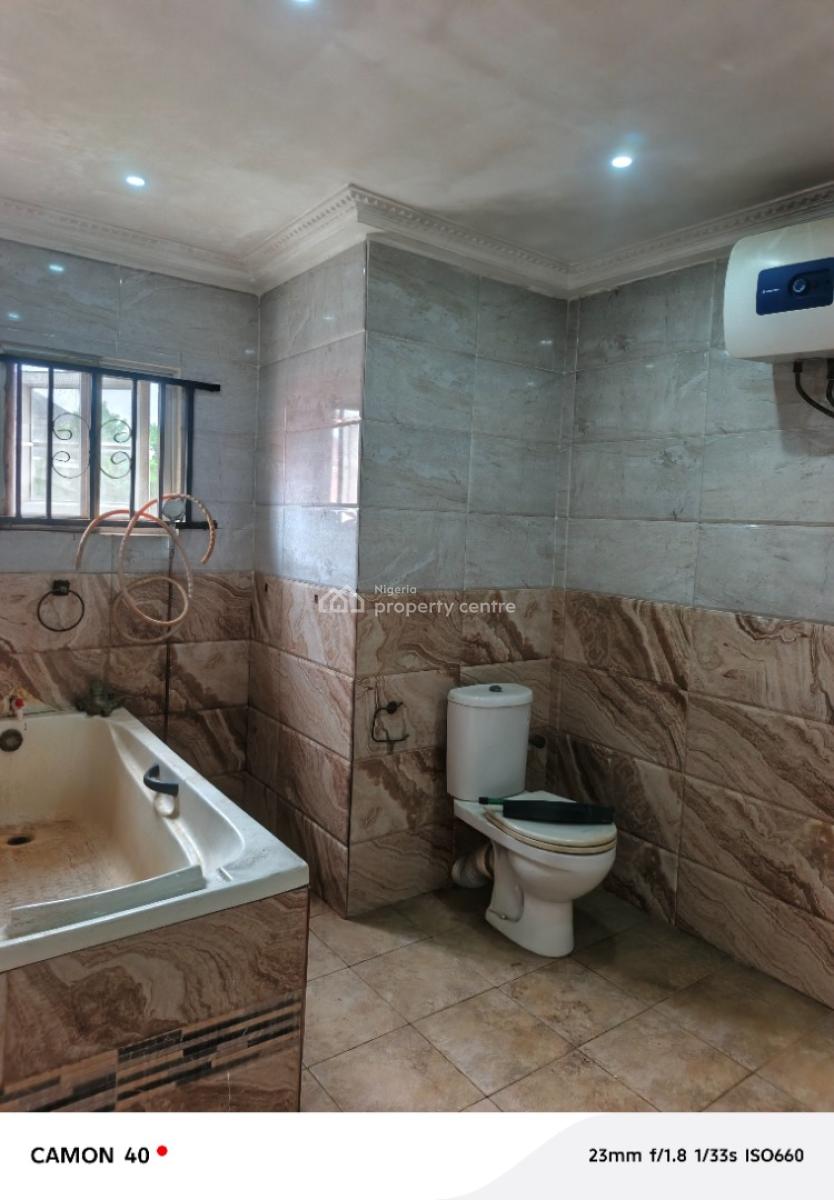 Luxury 2 Bedroom Flat Upstairs, Badore, Ajah, Lagos, Flat / Apartment for Rent