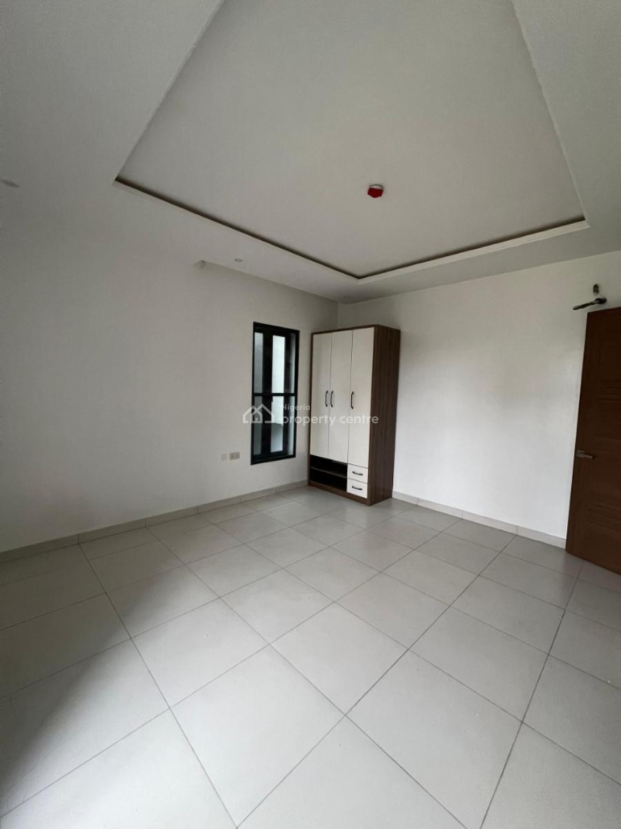 2 Bedroom Apartment with a Bq, Ikate Elegushi, Lekki, Lagos, Flat / Apartment for Sale