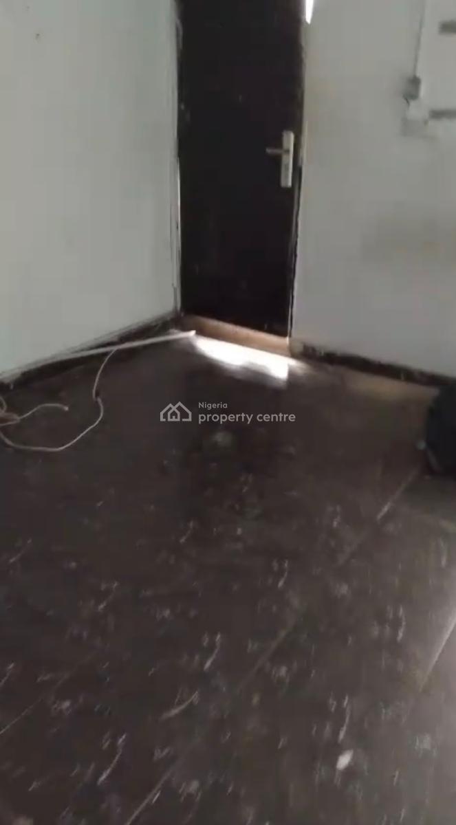a Nice Room Self Contain in a Very Accessible Location, Costain, Yaba, Lagos, Self Contain (single Rooms) for Rent