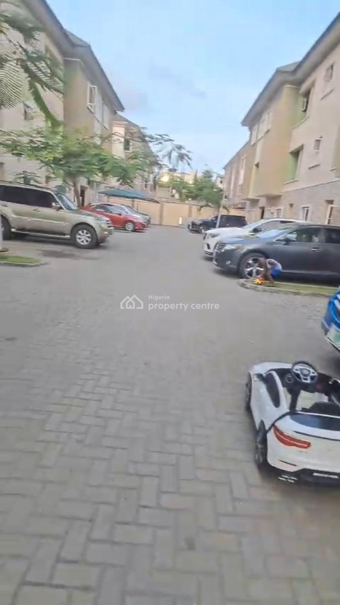 Serviced 4 Bedroom Terrace Duplex, Osapa, Lekki, Lagos, Terraced Duplex for Rent
