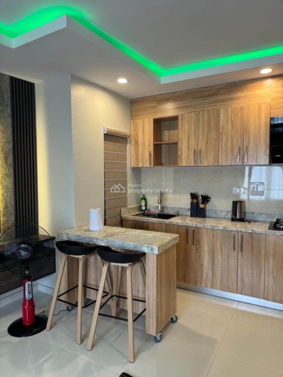 1 Bedroom Apartment at Igboefon, Chevron, Chevron, Igbo Efon, Lekki, Lagos, Mini Flat (room and Parlour) Short Let
