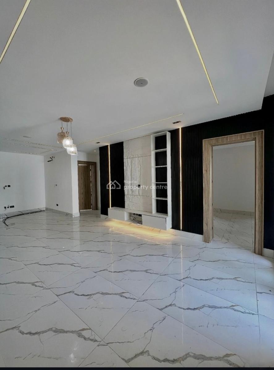 2 Bedroom Apartments with Elevator, Swimming Pool, Lekki Phase 1, Lekki, Lagos, Block of Flats for Sale