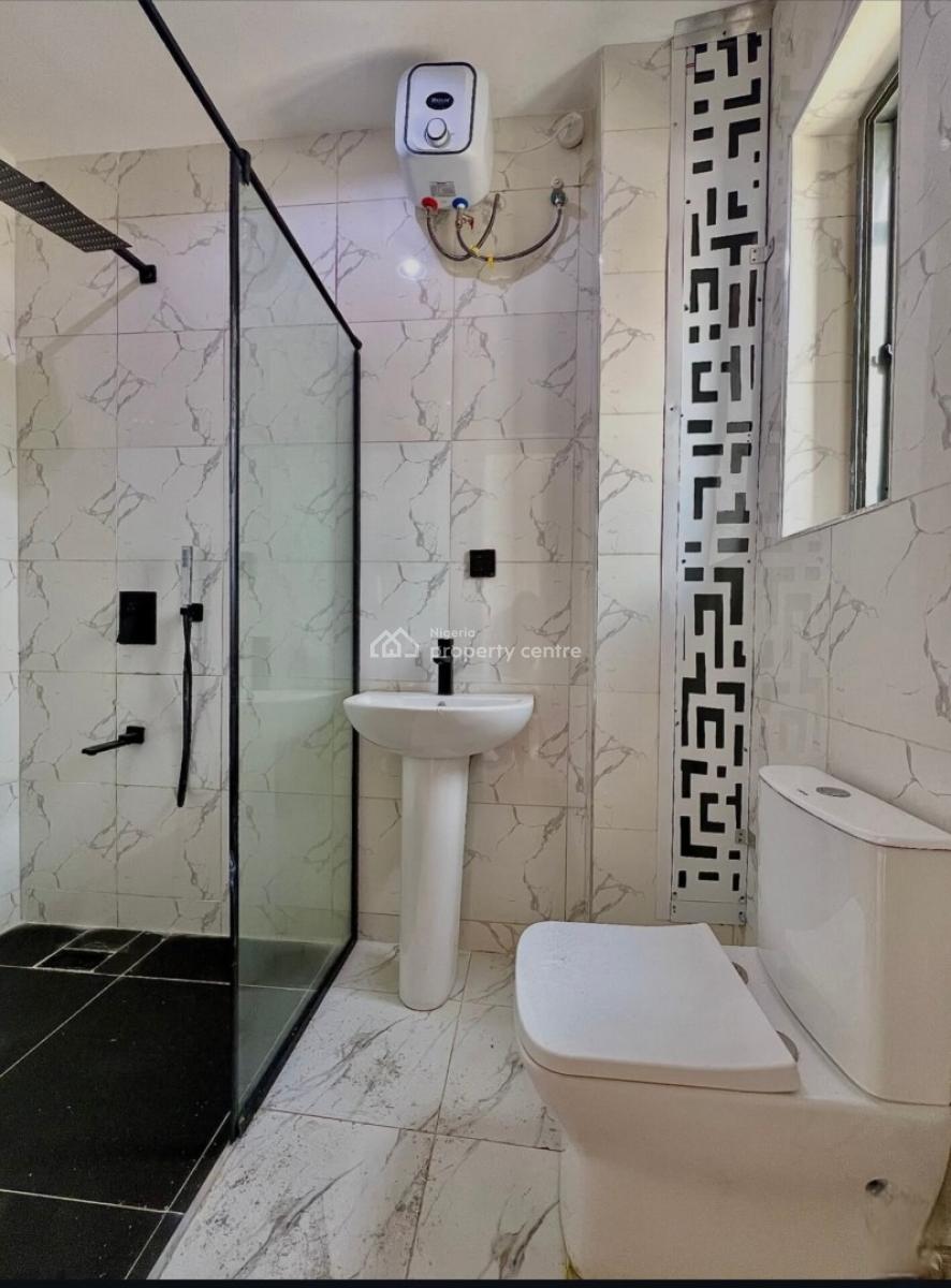 2 Bedroom Apartments with Elevator, Swimming Pool, Lekki Phase 1, Lekki, Lagos, Block of Flats for Sale