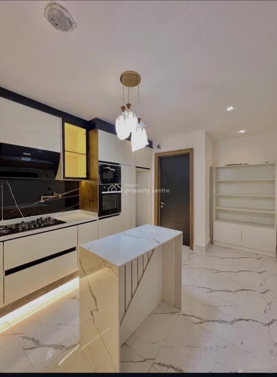 2 Bedroom Apartments with Elevator, Swimming Pool, Lekki Phase 1, Lekki, Lagos, Block of Flats for Sale