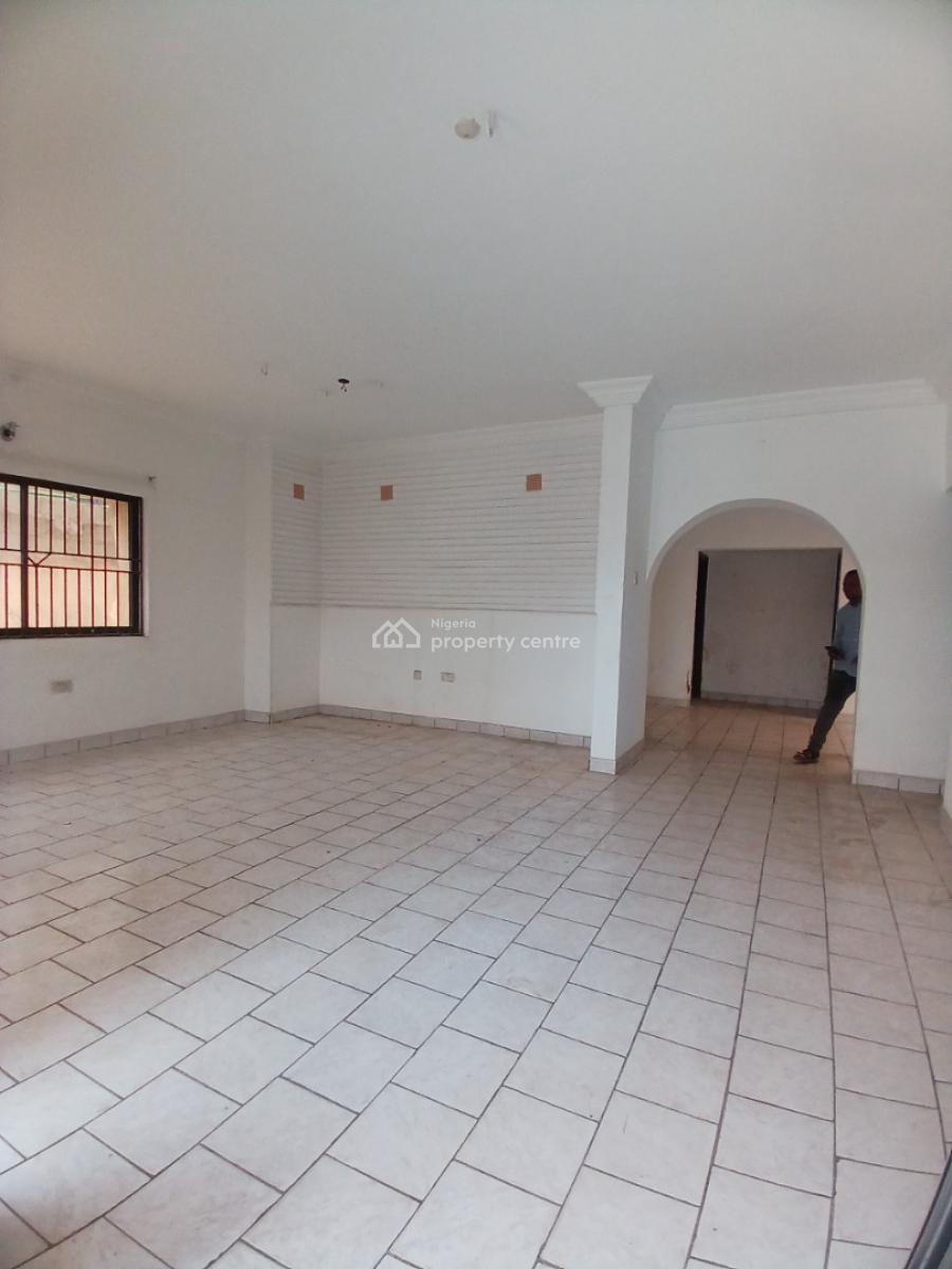 Under Renovation, 6 Bedrooms Detached Duplex with 2 Rooms Bq, Diplomatic Zone, Asokoro District, Abuja, Detached Duplex for Rent