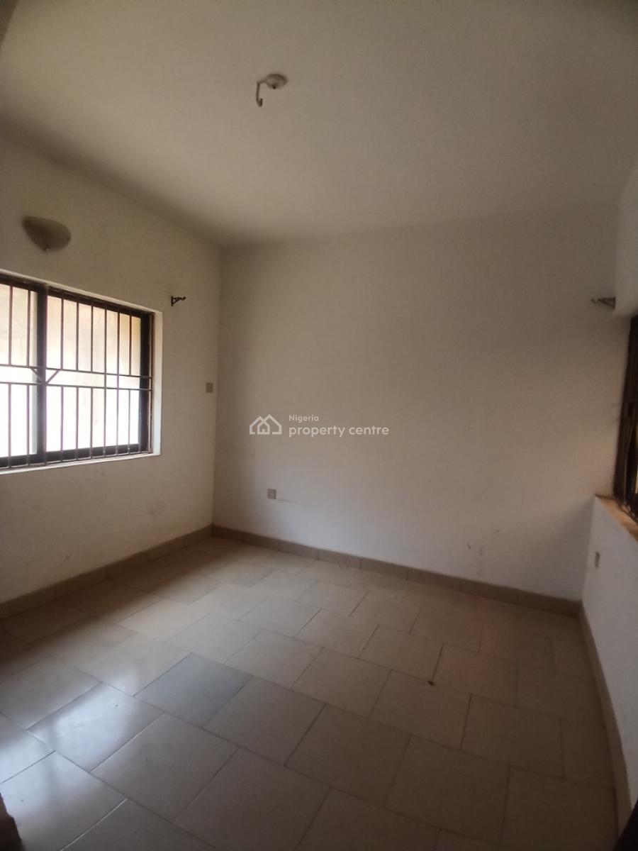 Under Renovation, 6 Bedrooms Detached Duplex with 2 Rooms Bq, Diplomatic Zone, Asokoro District, Abuja, Detached Duplex for Rent