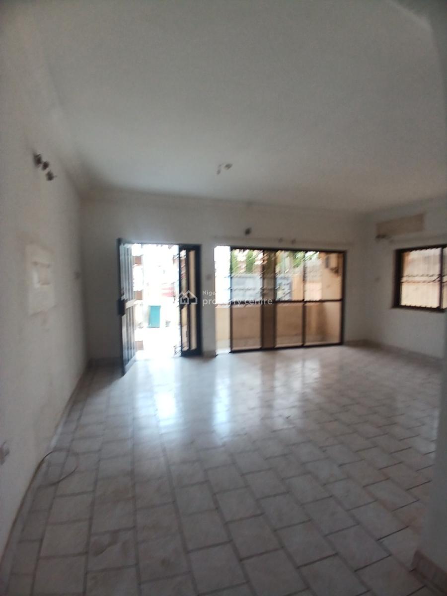 Under Renovation, 6 Bedrooms Detached Duplex with 2 Rooms Bq, Diplomatic Zone, Asokoro District, Abuja, Detached Duplex for Rent